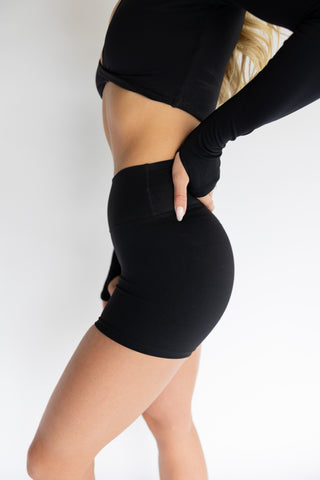 It Girl Shorts